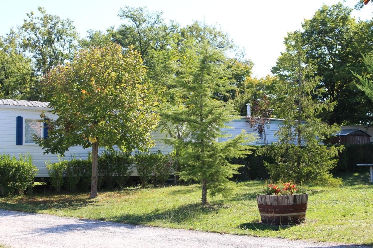 Camping Du Pontis Verteillac Exteriér fotografie