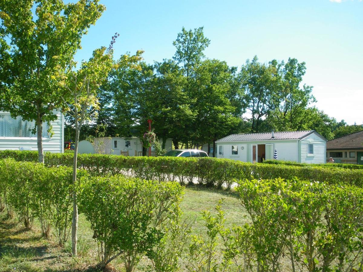 Camping Du Pontis Verteillac Exteriér fotografie