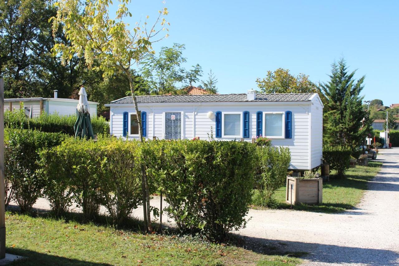 Camping Du Pontis Verteillac Exteriér fotografie