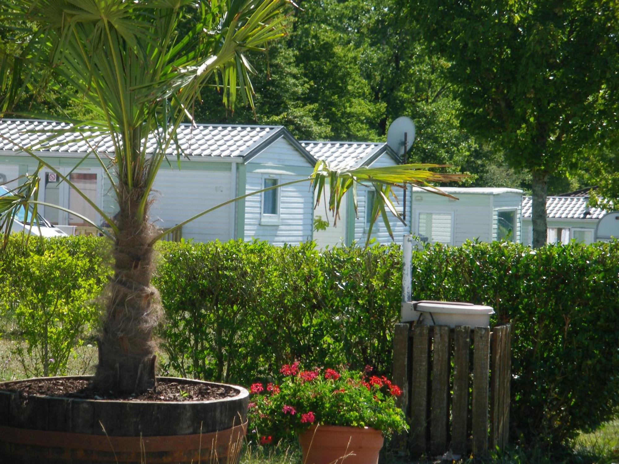 Camping Du Pontis Verteillac Exteriér fotografie