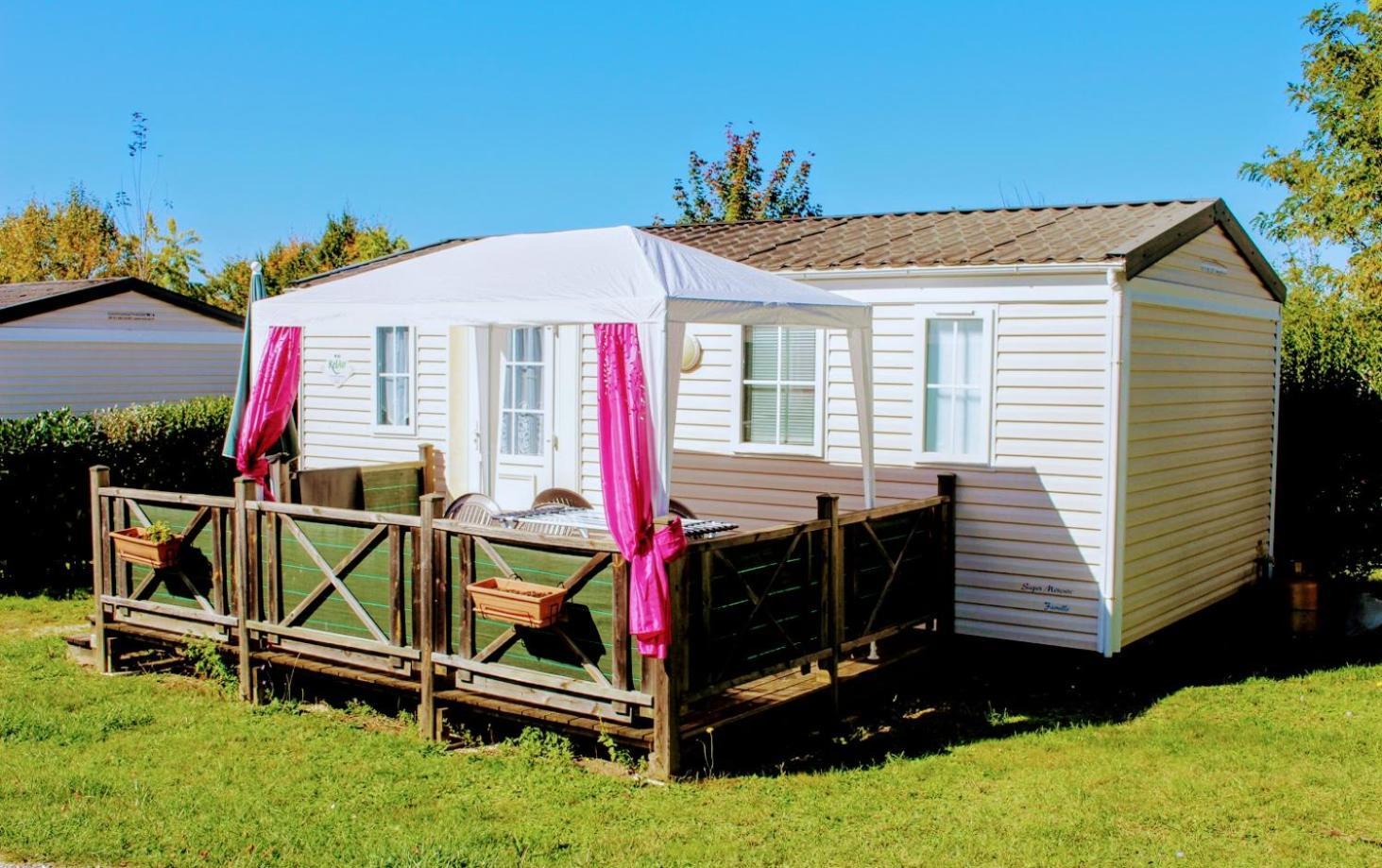 Camping Du Pontis Verteillac Exteriér fotografie