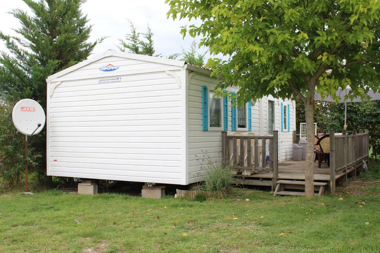 Camping Du Pontis Verteillac Exteriér fotografie
