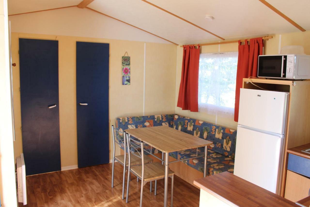Camping Du Pontis Verteillac Exteriér fotografie
